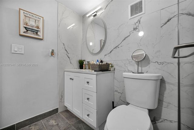 7309 NW 62nd St, Tamarac, FL 33321