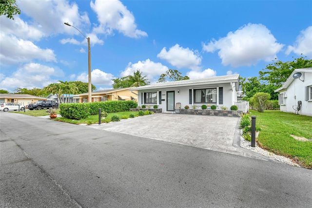 7309 NW 62nd St, Tamarac, FL 33321