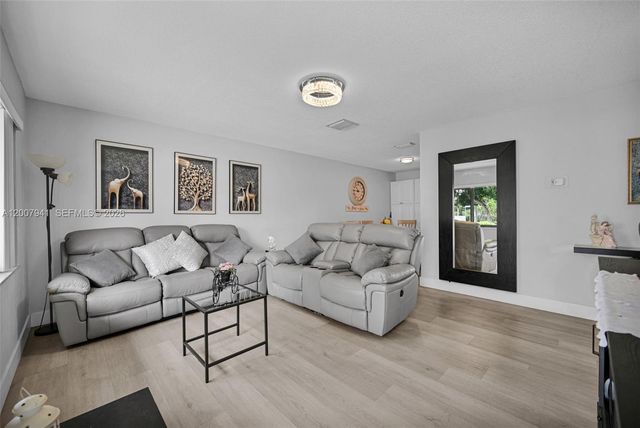 7309 NW 62nd St, Tamarac, FL 33321