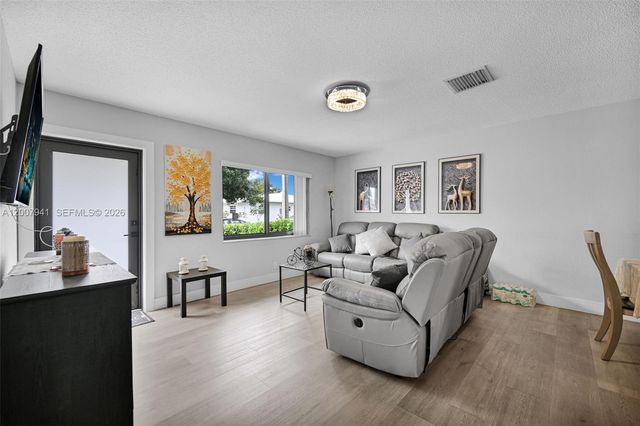 7309 NW 62nd St, Tamarac, FL 33321