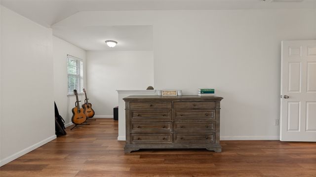 9208 Comanche Ridge Drive, Fort Worth, TX 76131