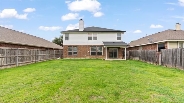 9208 Comanche Ridge Drive, Fort Worth, TX 76131