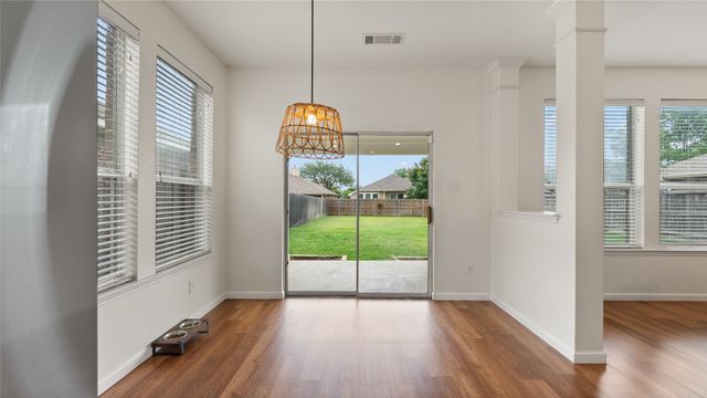 9208 Comanche Ridge Drive, Fort Worth, TX 76131