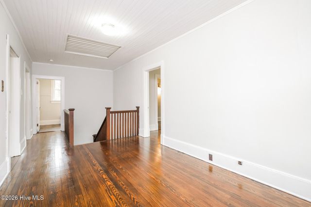 208 E Capitola Avenue, Kinston, NC 28501
