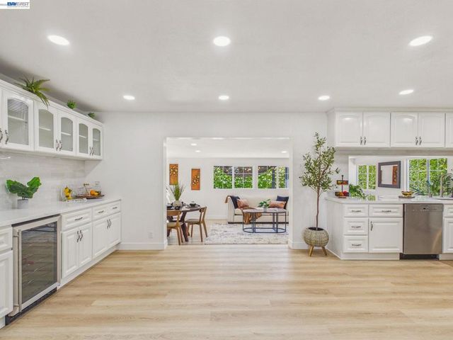 7482 Larkdale Avenue, Dublin, CA 94568
