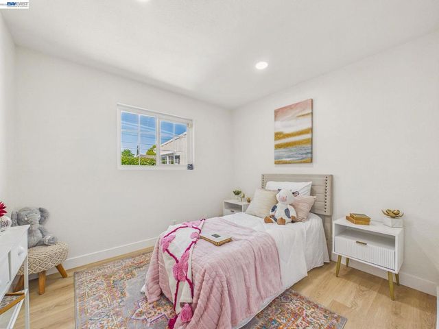 7482 Larkdale Avenue, Dublin, CA 94568