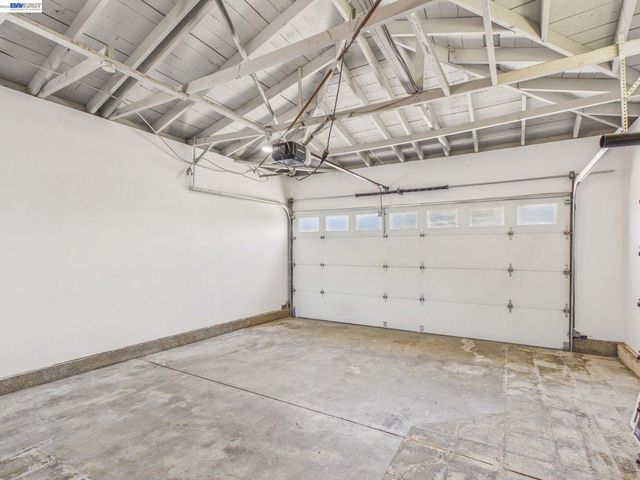 7482 Larkdale Avenue, Dublin, CA 94568