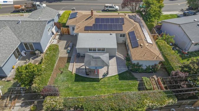 7482 Larkdale Avenue, Dublin, CA 94568
