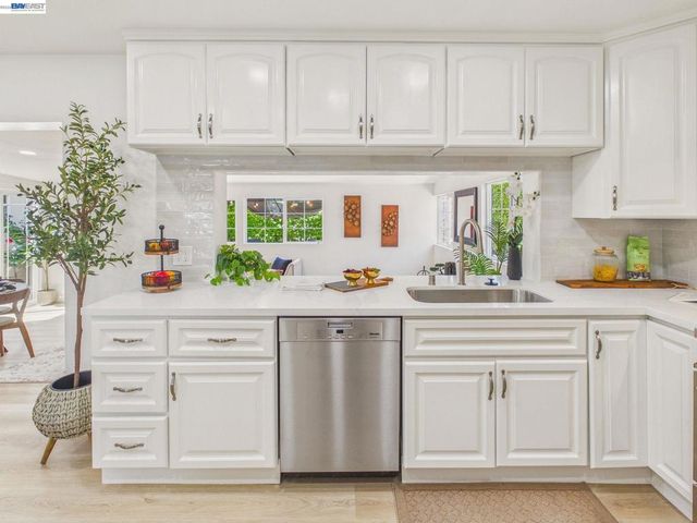 7482 Larkdale Avenue, Dublin, CA 94568