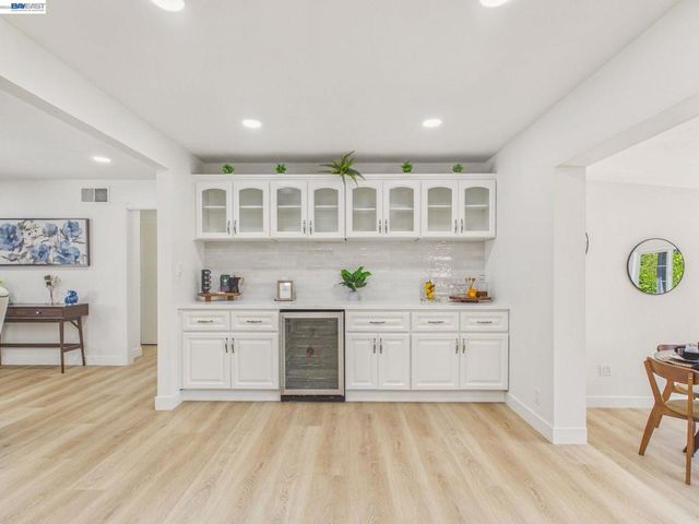 7482 Larkdale Avenue, Dublin, CA 94568