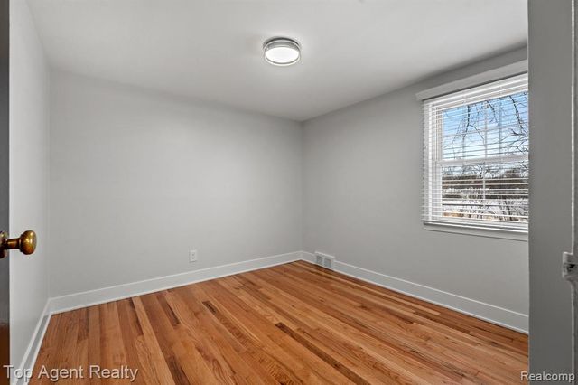 1724 Graefield Road, Birmingham, MI 48009