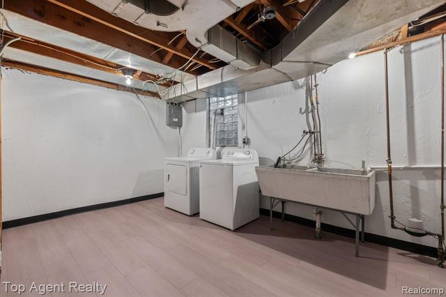 1724 Graefield Road, Birmingham, MI 48009