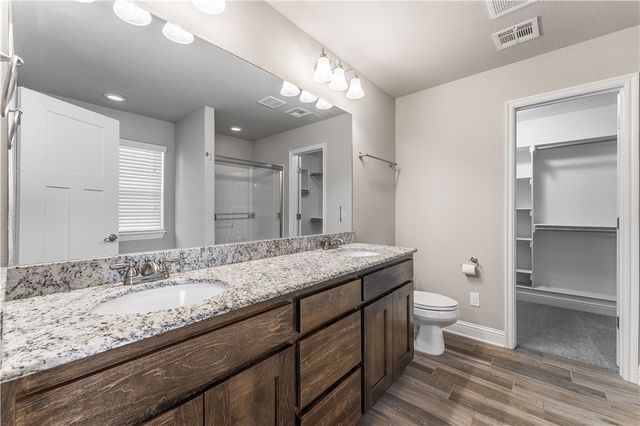 2220 Hunter Drive, Pea Ridge, AR 72751