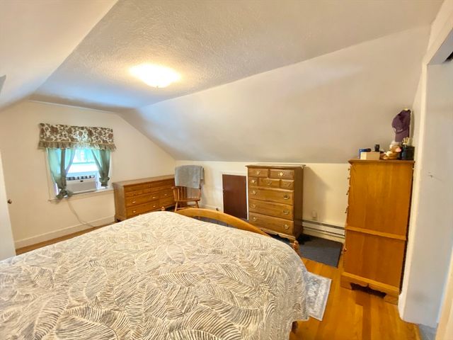 17 Howe Street, Quincy, MA 02169