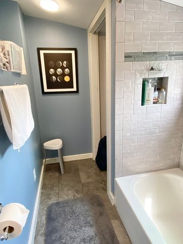 17 Howe Street, Quincy, MA 02169