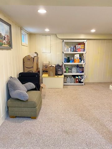 17 Howe Street, Quincy, MA 02169