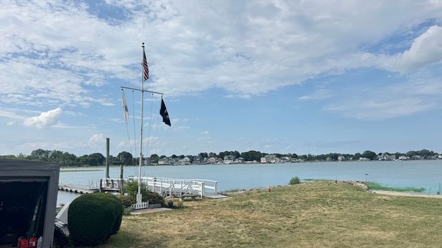 17 Howe Street, Quincy, MA 02169