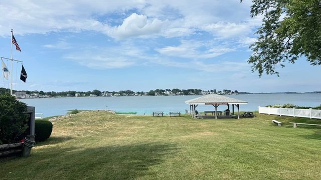 17 Howe Street, Quincy, MA 02169