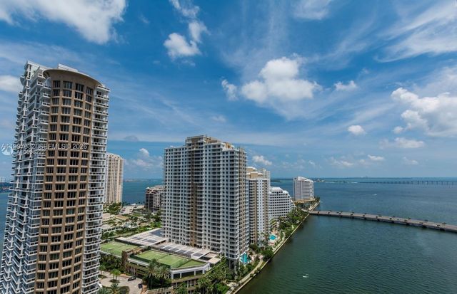 465 Brickell Ave 2301, Miami, FL 33131