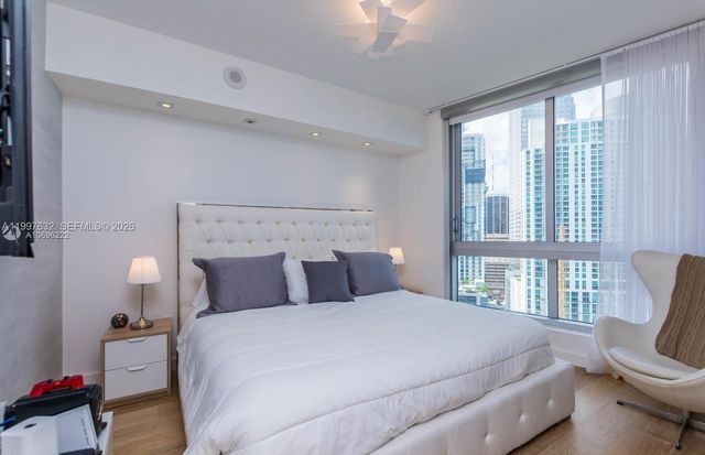 465 Brickell Ave 2301, Miami, FL 33131