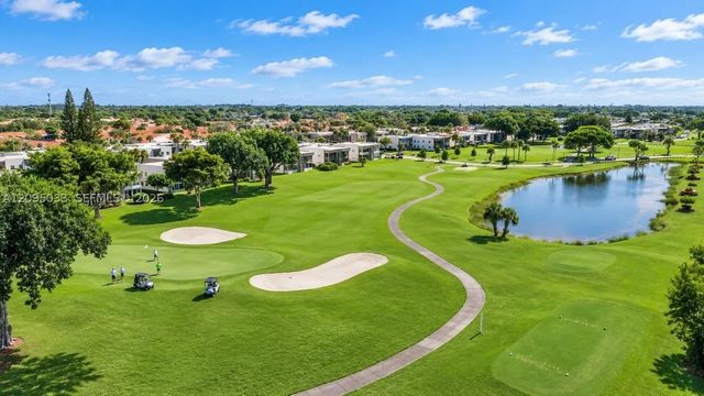 180 Saxony D 180, Delray Beach, FL 33446