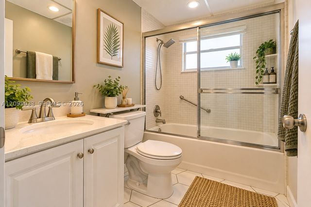 180 Saxony D 180, Delray Beach, FL 33446