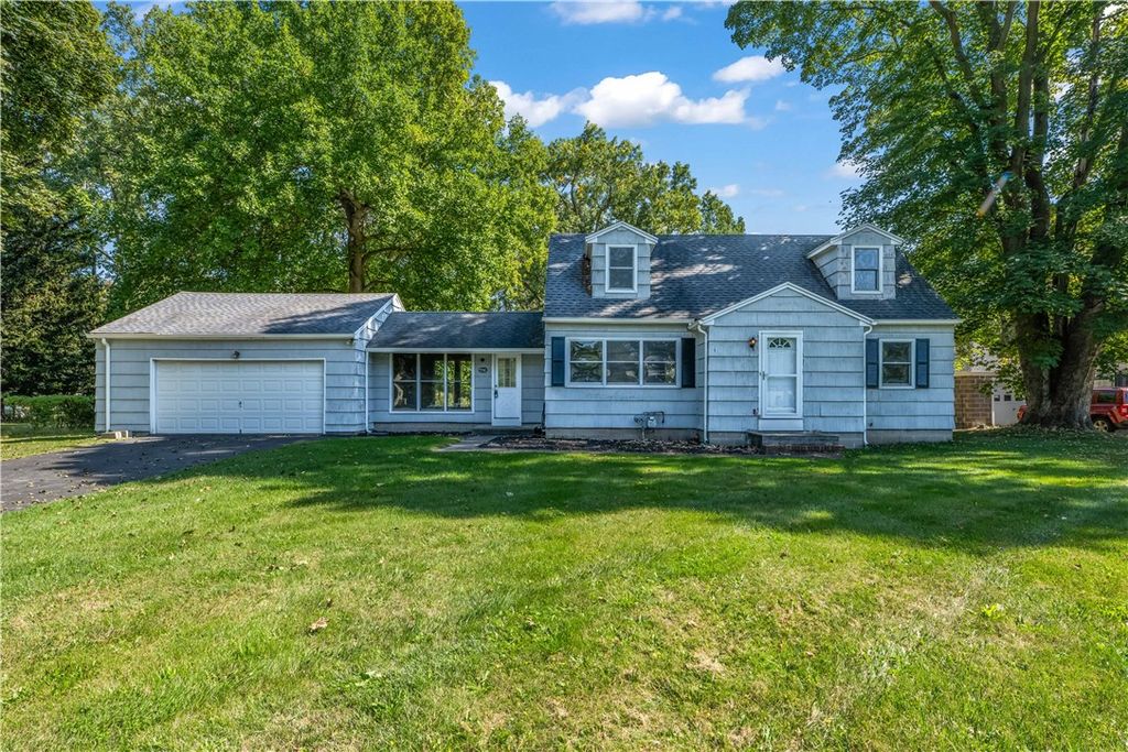 998 Gravel Road, Webster, NY 14580