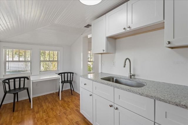 916 2ND STREET N B, St Petersburg, FL 33701