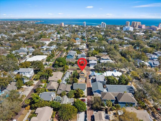 916 2ND STREET N B, St Petersburg, FL 33701