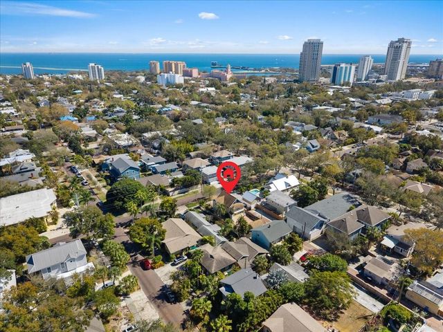 916 2ND STREET N B, St Petersburg, FL 33701