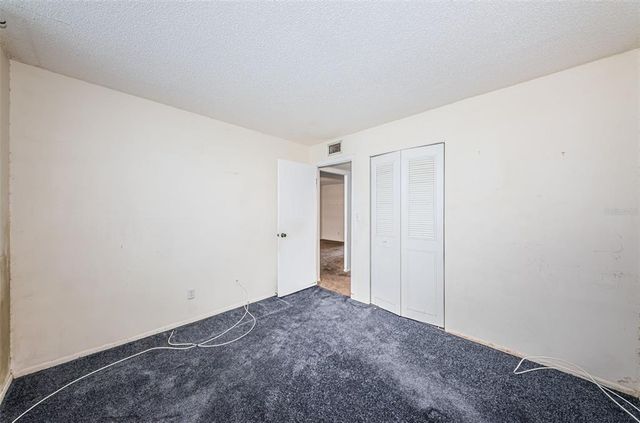 4895 BAY STREET NE 211, St Petersburg, FL 33704