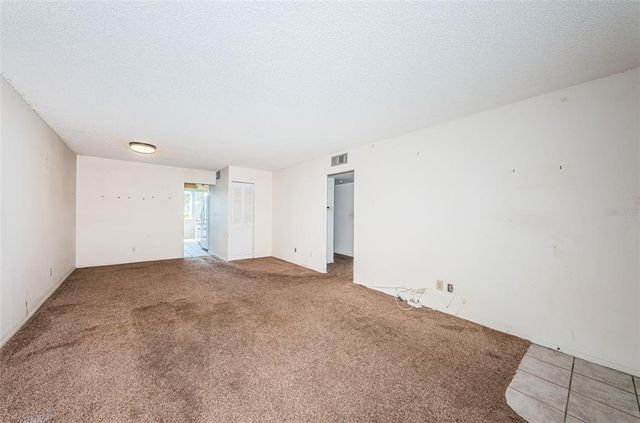 4895 BAY STREET NE 211, St Petersburg, FL 33704