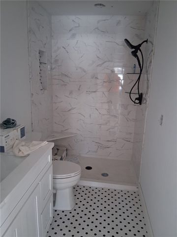 104 James Street, Warwick, RI 02886