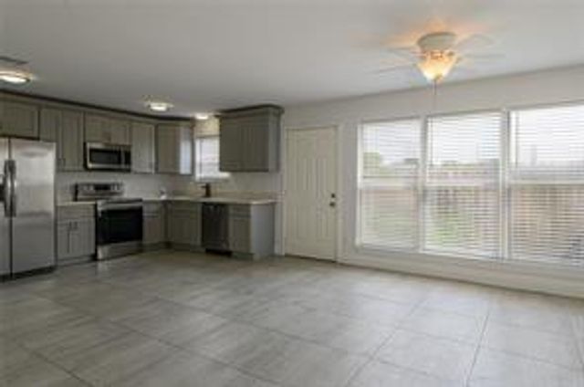 12407 Urban Dale Court, Houston, TX 77082