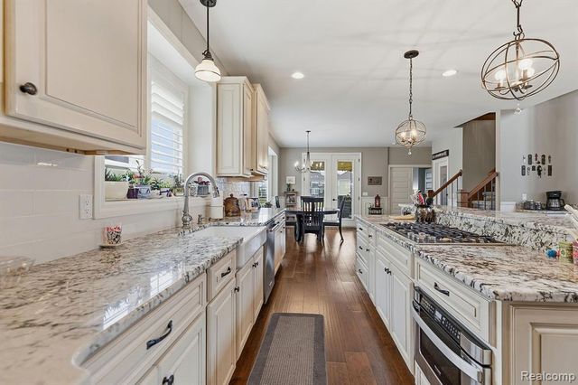 53769 Springdale Street, Macomb, MI 48042