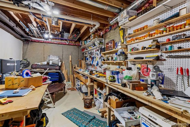 53769 Springdale Street, Macomb, MI 48042