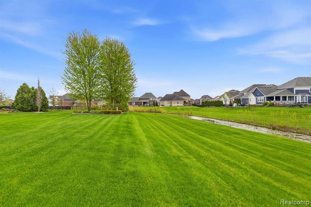 53769 Springdale Street, Macomb, MI 48042