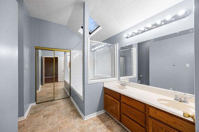 7118 River Garden Drive, Houston, TX 77095