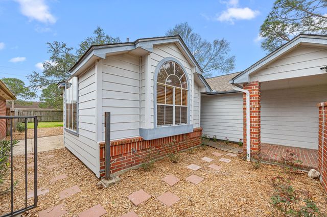 7118 River Garden Drive, Houston, TX 77095