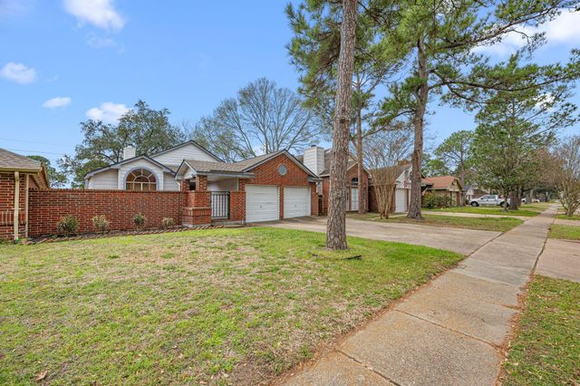 7118 River Garden Drive, Houston, TX 77095