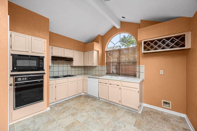 7118 River Garden Drive, Houston, TX 77095