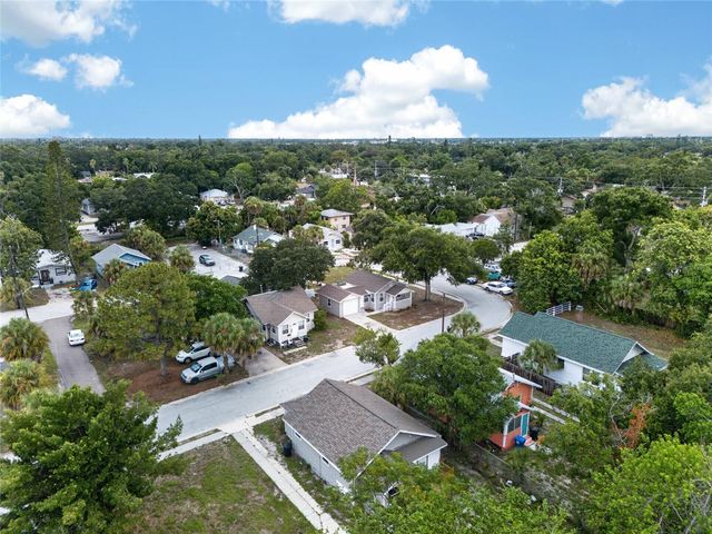 1905 24TH STREET S, St Petersburg, FL 33712