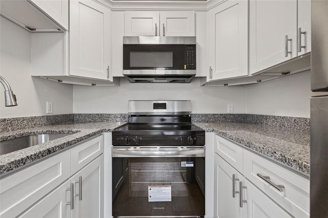 1905 24TH STREET S, St Petersburg, FL 33712