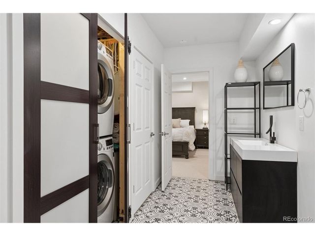1278 Clermont St, Denver, CO 80220