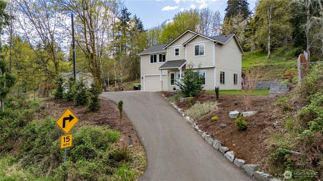12141 Fairway Drive SW, Olympia, WA 98512
