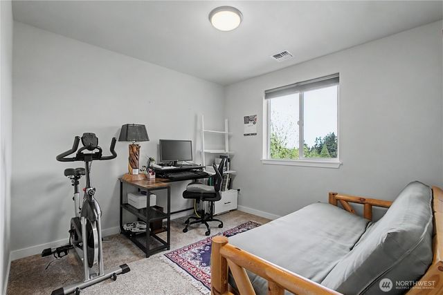 12141 Fairway Drive SW, Olympia, WA 98512