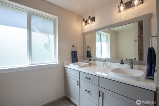 12141 Fairway Drive SW, Olympia, WA 98512