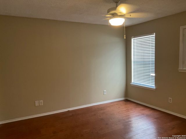 5322 Medical E205, San Antonio, TX 78240