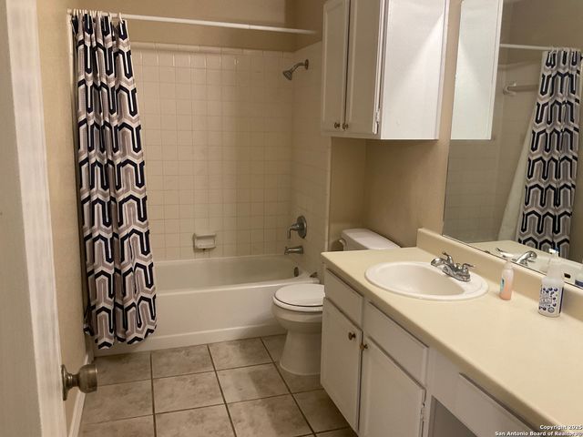 5322 Medical E205, San Antonio, TX 78240