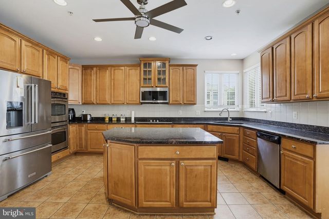 5302 TROTTERS GLEN DR, Upper Marlboro, MD 20772